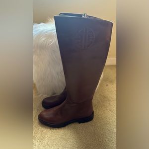 Brand new Antonio Melani boots - never worn